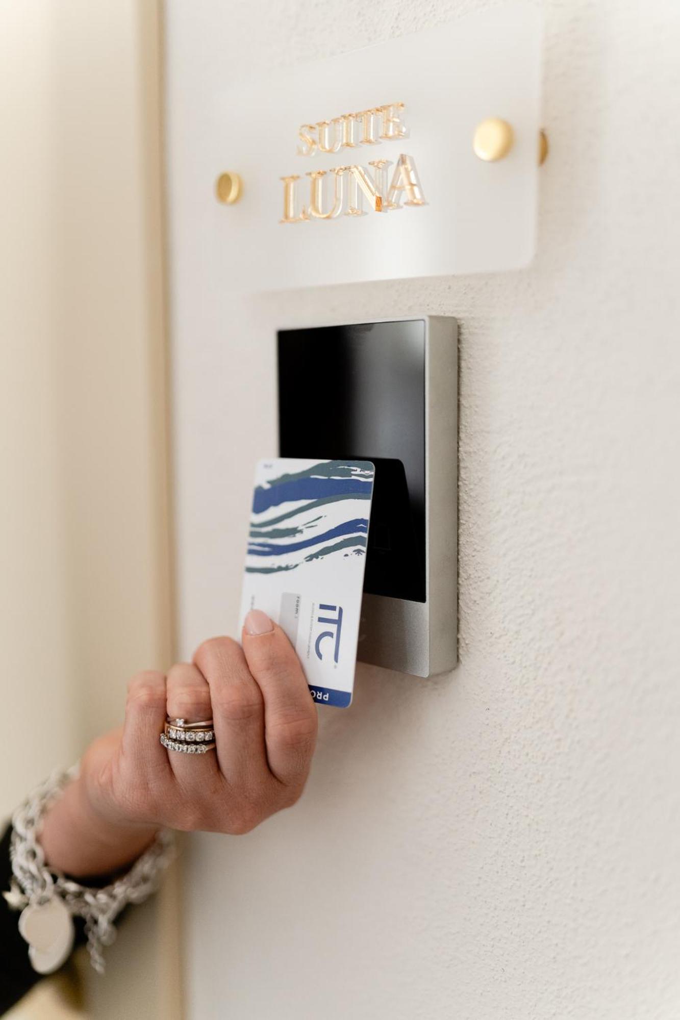 Aurluna Luxury Suites Μπάρι Εξωτερικό φωτογραφία
